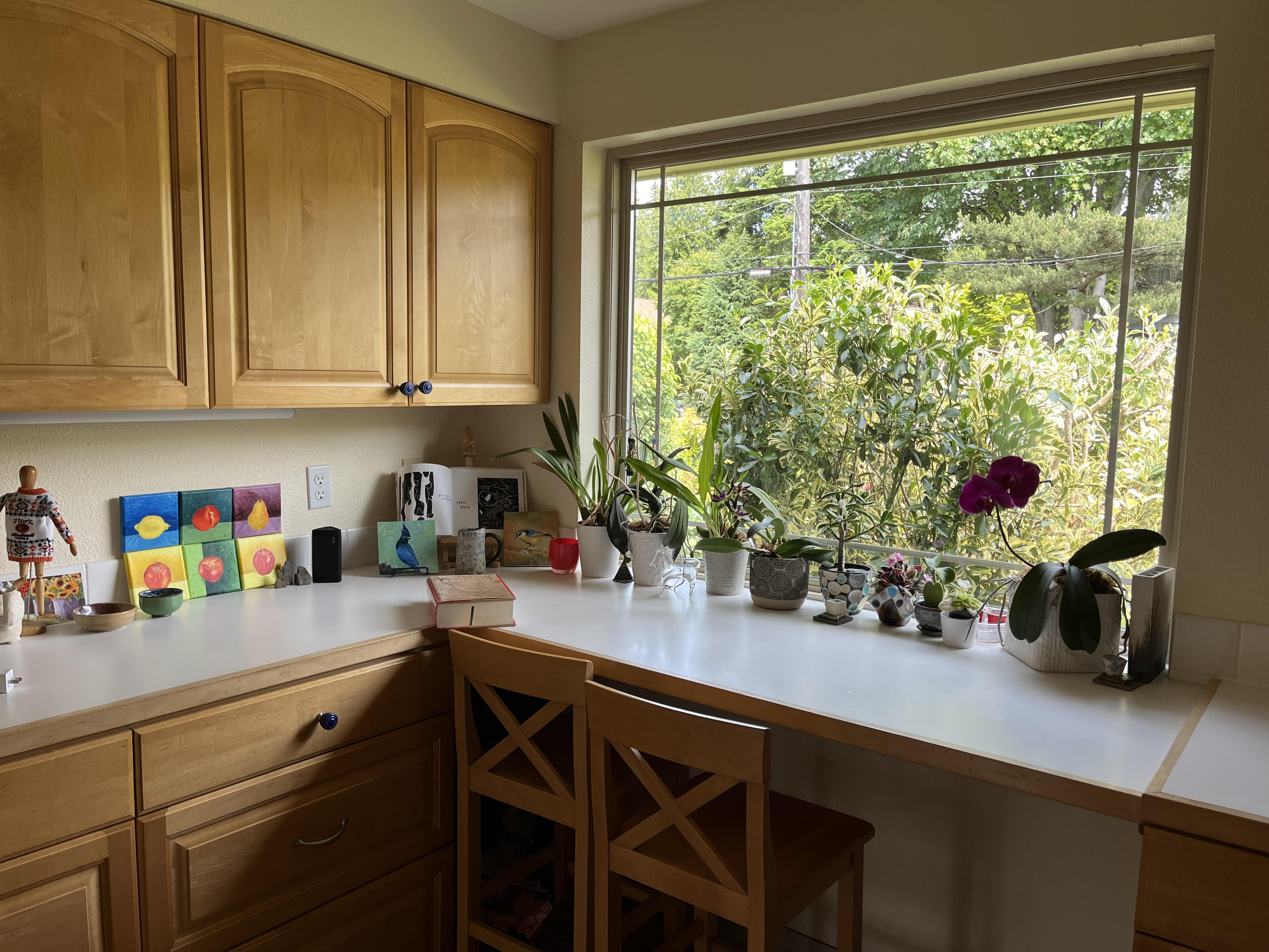 20240613-232837139-802e-db7967da1841_Kitchen breakfast corner.jpg